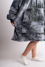 Load image into Gallery viewer, Tie Dyed grey