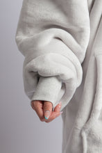 Load image into Gallery viewer, Silver Grey