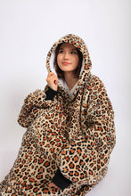 Load image into Gallery viewer, Leopard Deely