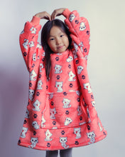 Load image into Gallery viewer, White cat