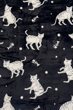 Load image into Gallery viewer, Black Cat Deely
