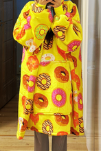 Load image into Gallery viewer, Small Donut Deely
