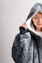Load image into Gallery viewer, Tie dyed grey
