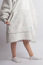 Load image into Gallery viewer, Silver Grey Kid Deely
