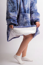 Load image into Gallery viewer, Tie dyed blue

