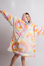 Load image into Gallery viewer, Tie dyed orange
