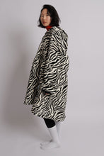Load image into Gallery viewer, Zebra Deely
