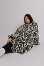 Load image into Gallery viewer, Zebra Deely
